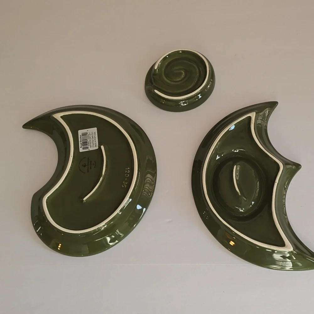 New Open Box Royal Doulton Bay Leaves 3 pcs Chip Dip Dark Green Portugal